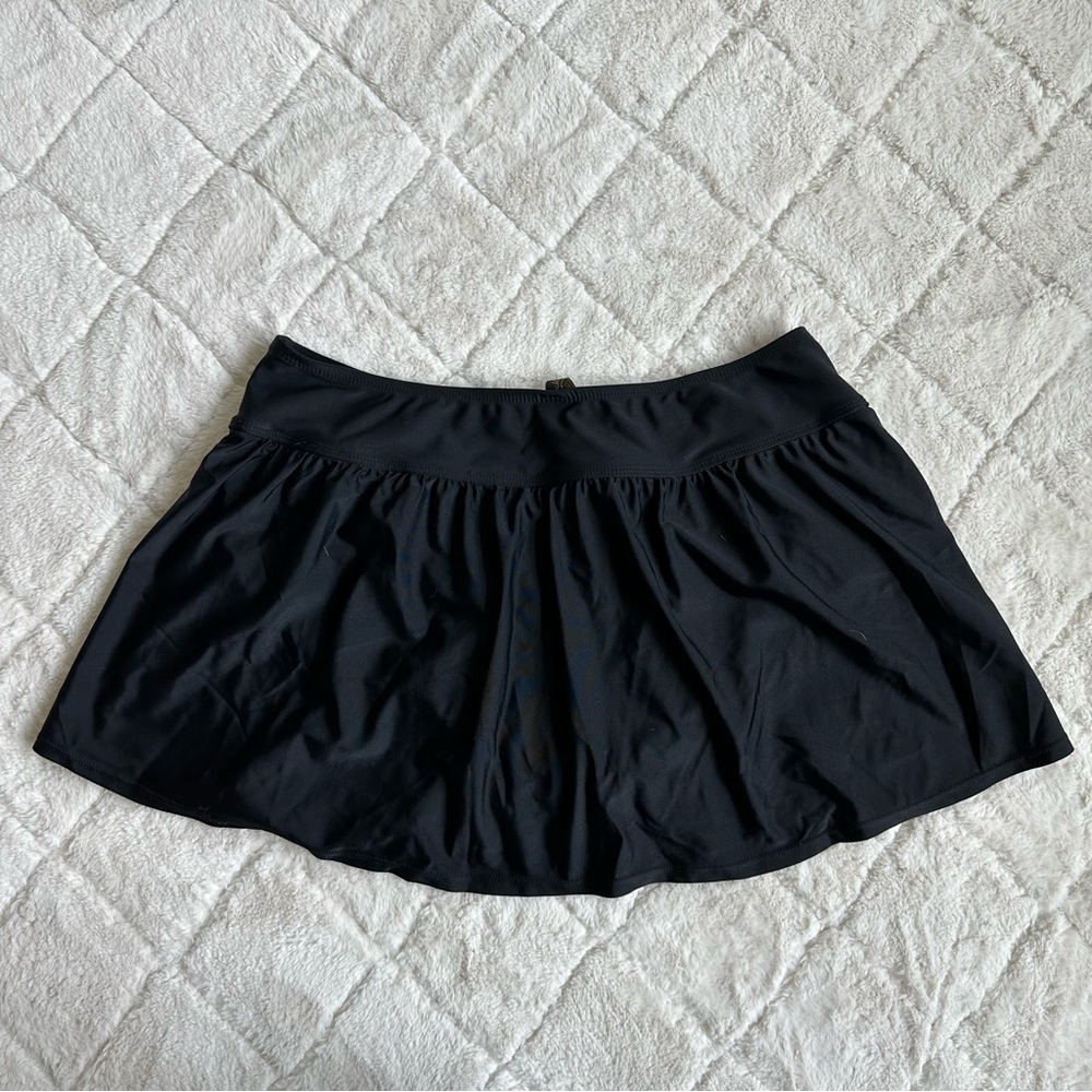 Beach Native | Black Tummy Control Swim Skirt | Size 18W - Picture 5 of 14